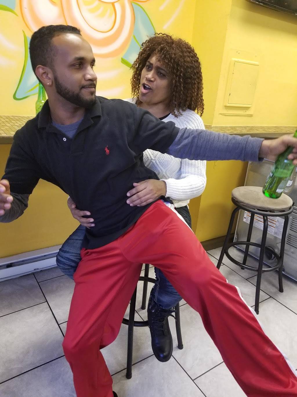 Phillys Caribbean Cuisine | restaurant | 5555 N 5th St, Philadelphia, PA 19120, USA | 2152245555 OR +1 215-224-5555