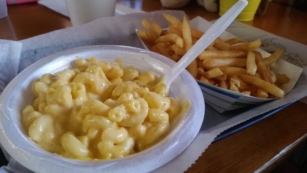 Buck Snort | restaurant | 113 4th St, Neola, IA 51559, USA | 7124859090 OR +1 712-485-9090