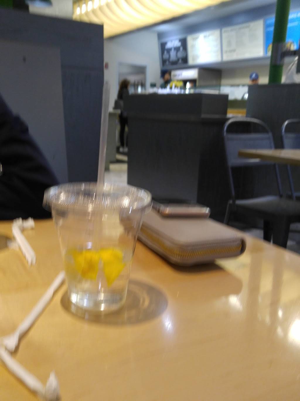 Chopt Creative Salad Co. | restaurant | 53 S Moger Ave, Mt Kisco, NY 10549, USA | 9147523009 OR +1 914-752-3009