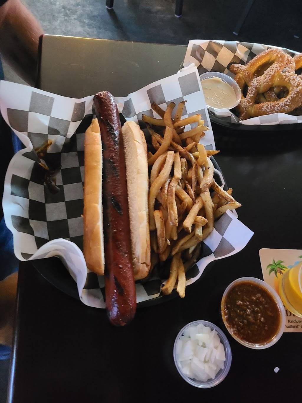 Cadillac Grill | restaurant | 108 N Gateway Ave, Rockwood, TN 37854, USA | 8656038686 OR +1 865-603-8686