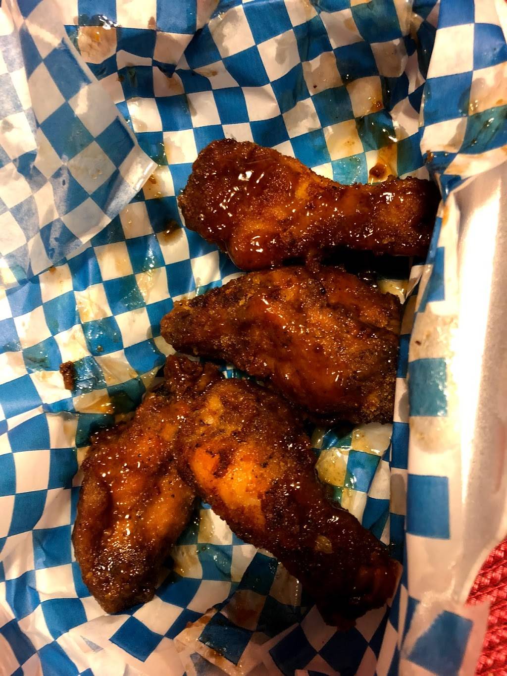 Tony & Jims Place | restaurant | 10 Flowertown Ave, Brampton, ON L6X 2J9, Canada | 9054528411 OR +1 905-452-8411