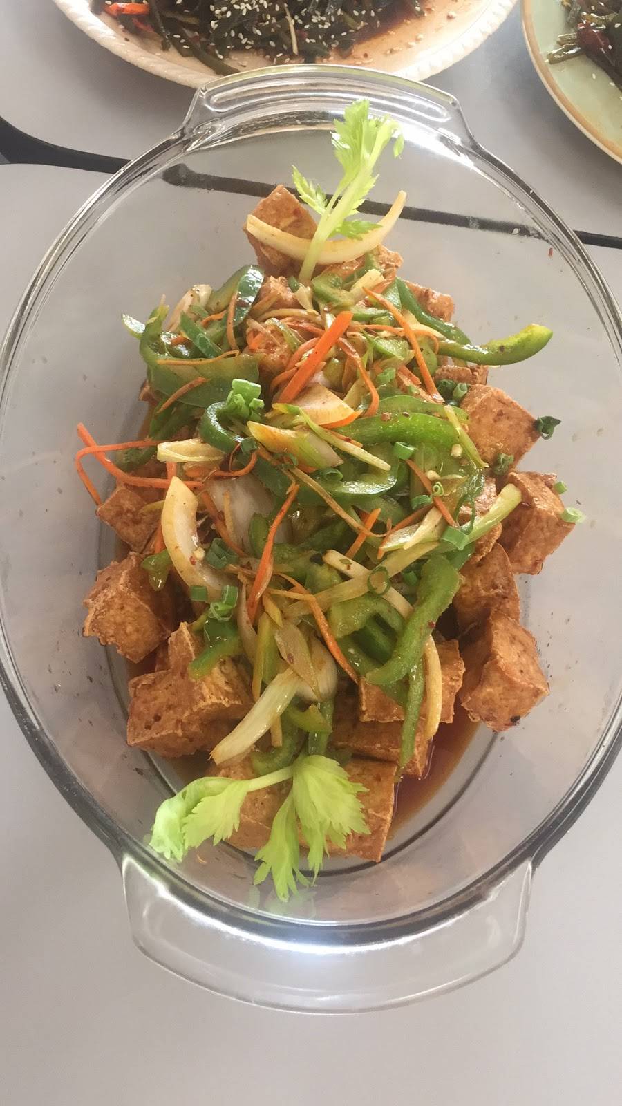 Chopsticks | restaurant | 2000 Avondale Dr Ste B, Durham, NC 27701, USA | 9192201188 OR +1 919-220-1188