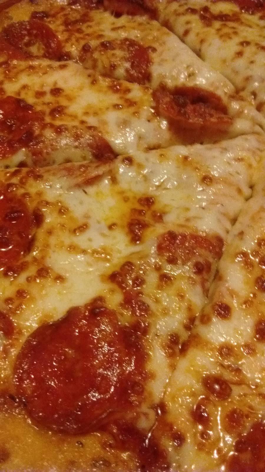 Pizza Hut | restaurant | 115 W Broad St, Newton Falls, OH 44444, USA | 3308729110 OR +1 330-872-9110