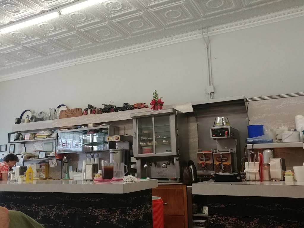 Petri Cafe | cafe | 1416 20th St, Granite City, IL 62040, USA | 6188769443 OR +1 618-876-9443