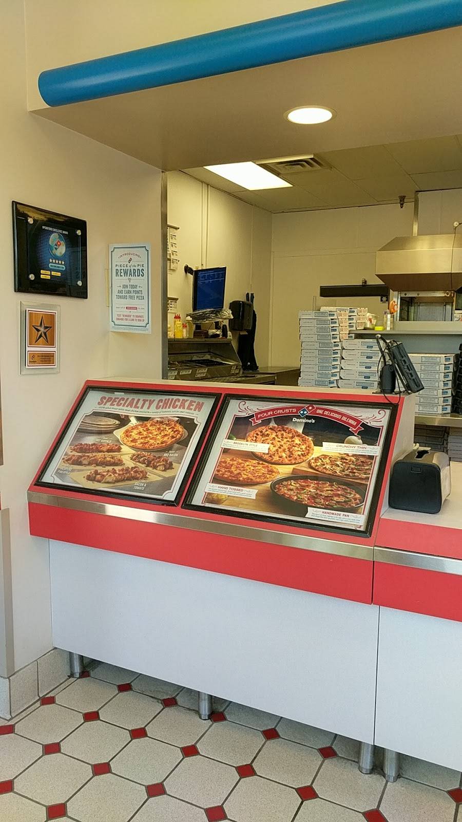 Dominos Pizza | meal delivery | 10904 Greenbrier Rd, Minnetonka, MN 55305, USA | 9525454669 OR +1 952-545-4669