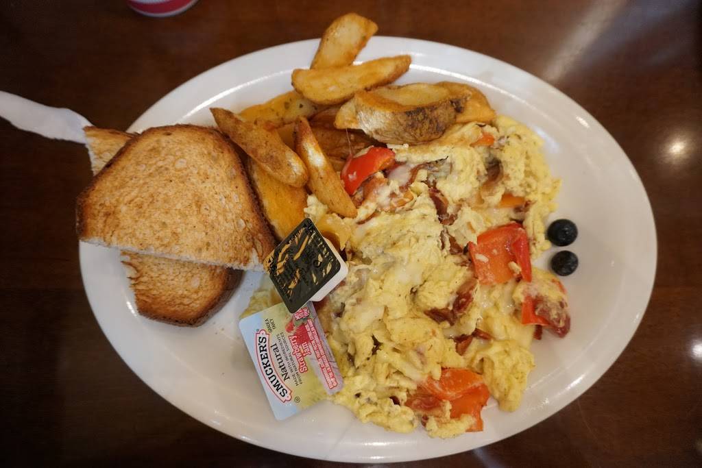 Boudin Bakery | bakery | 2345 Midway Dr, Santa Rosa, CA 95405, USA | 7073034100 OR +1 707-303-4100