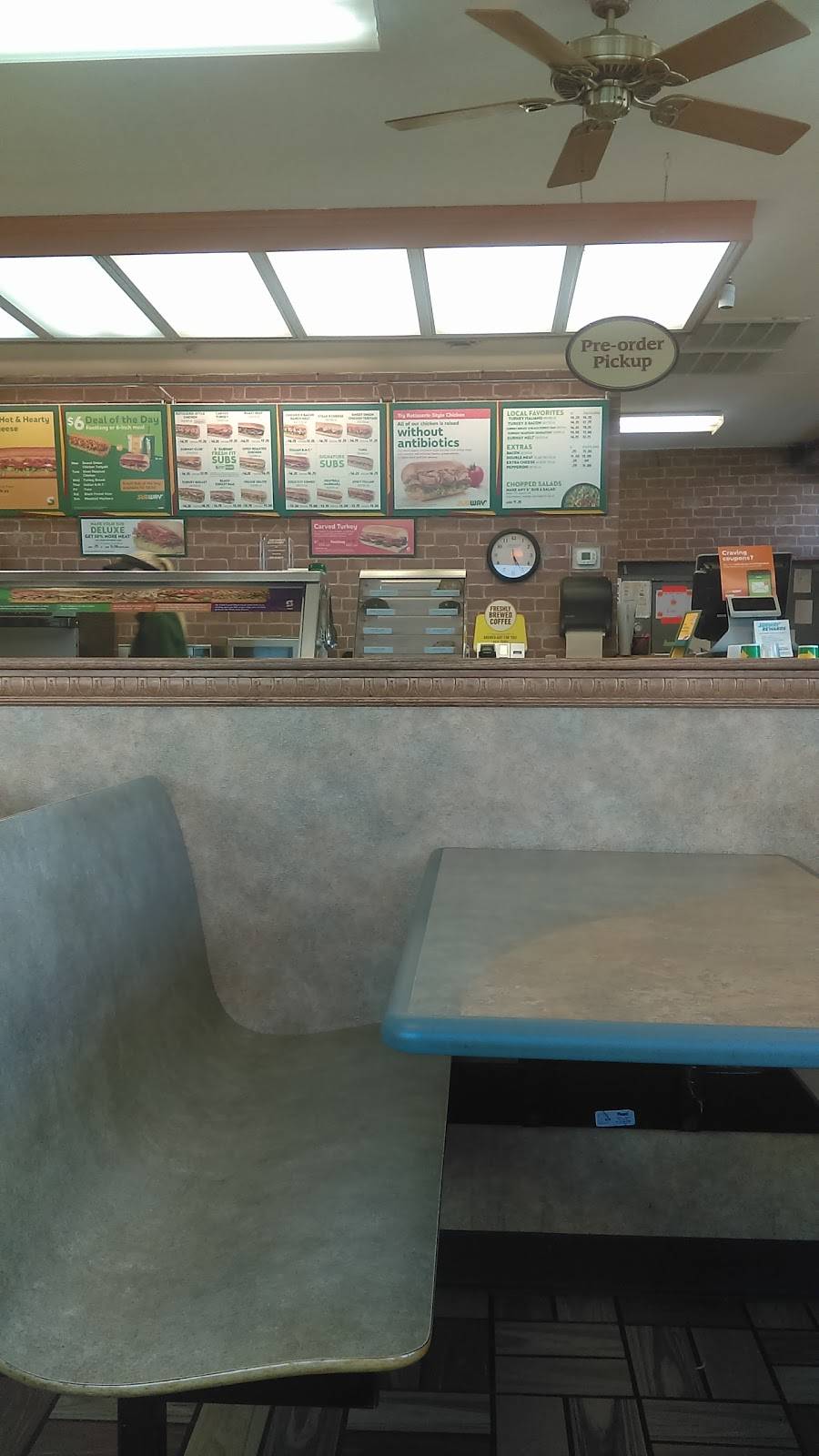 Subway | meal takeaway | 307 N 2nd St, Cherokee, IA 51012, USA | 7122252755 OR +1 712-225-2755