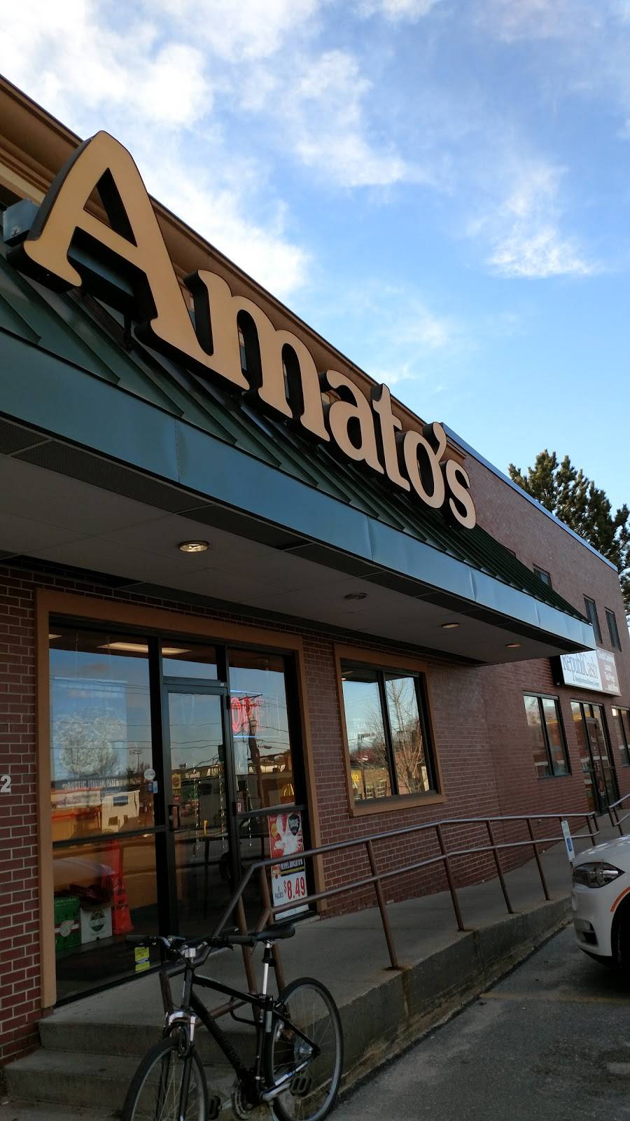 Amatos | meal takeaway | 312 St John St, Portland, ME 04102, USA | 2078285978 OR +1 207-828-5978