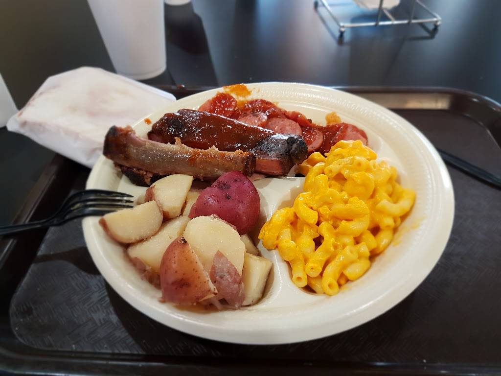 Up in Smoke BBQ | restaurant | I 35 Hwy NW, Hillsboro, TX 76645, USA | 2545820105 OR +1 254-582-0105