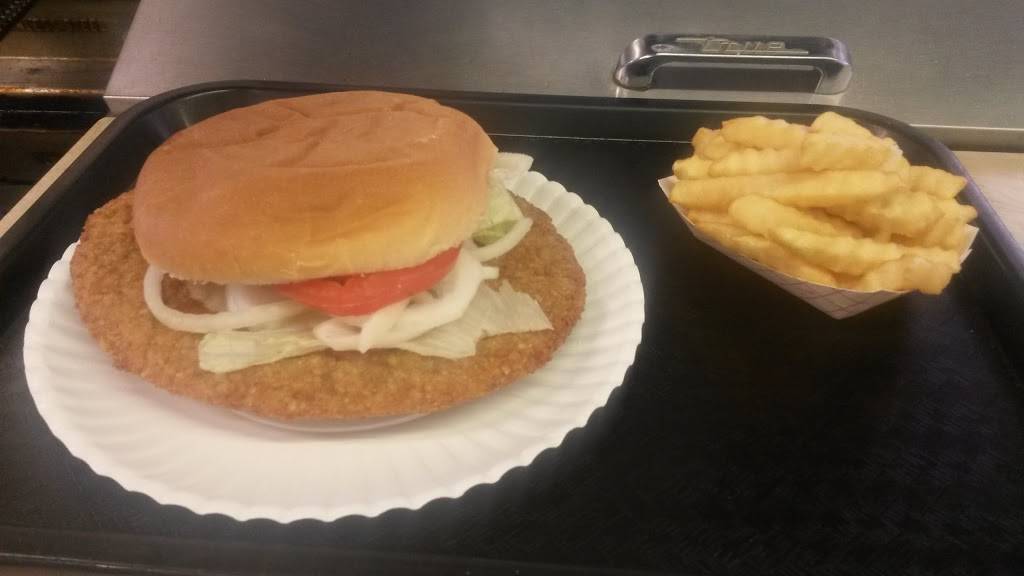 Charlies Drive-In | restaurant | 160 Morton Ave, Martinsville, IN 46151, USA | 7653424313 OR +1 765-342-4313