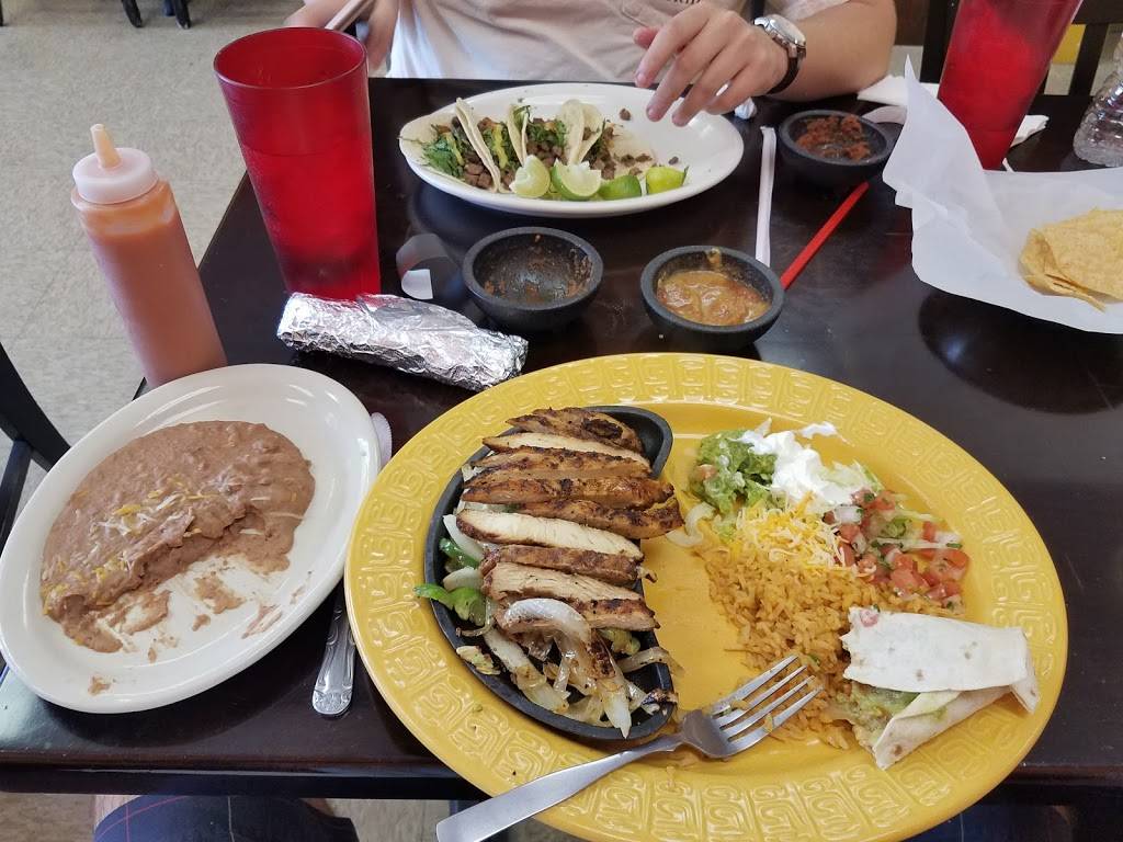 Taco Regio | restaurant | 3901 W Arkansas Ln ste #107A, Arlington, TX 76016, USA | 6822766615 OR +1 682-276-6615