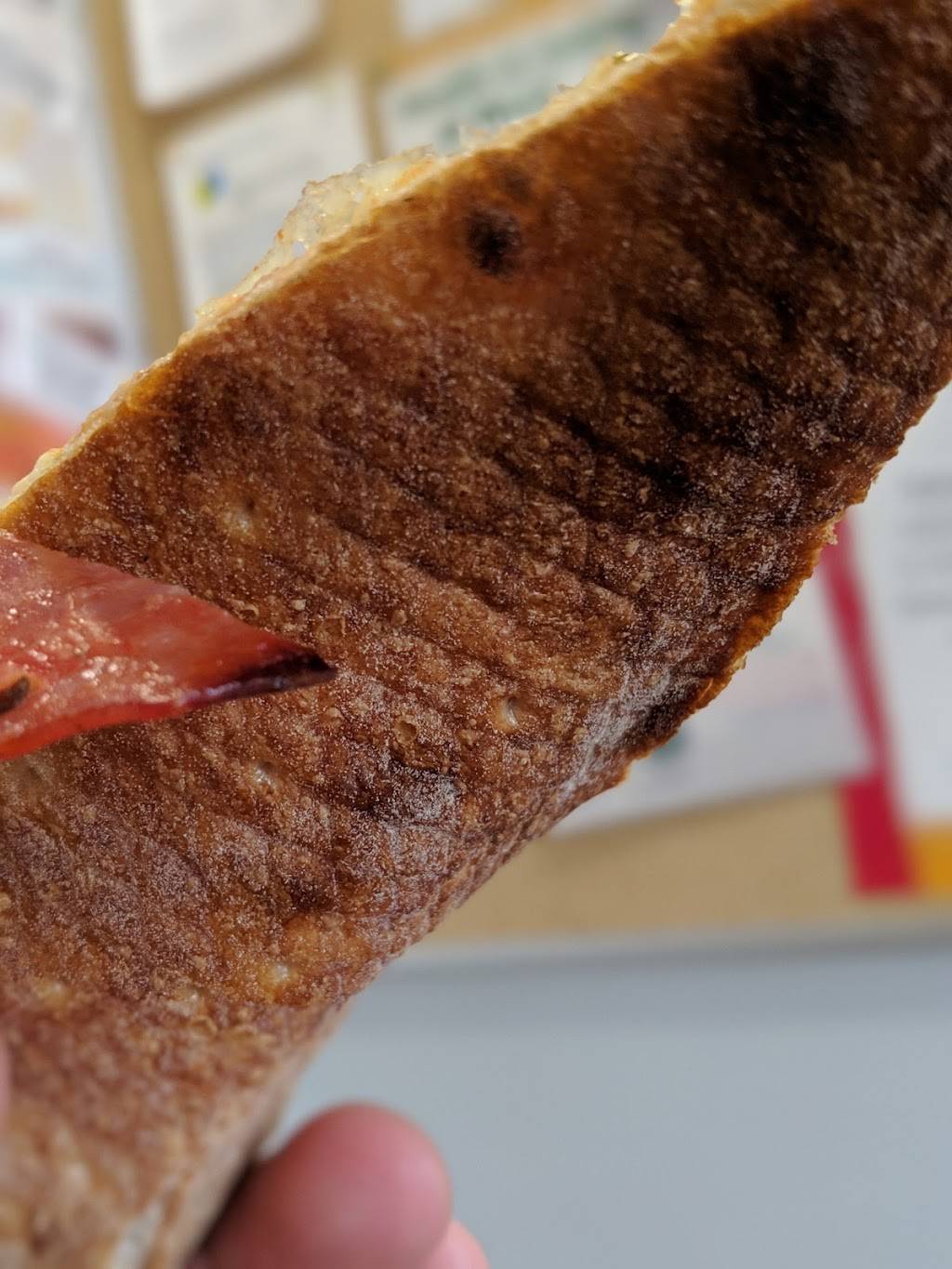 Ares Pizza + Wing | restaurant | 287 King St E, Kitchener, ON N2G 3K6, Canada | 5192080477 OR +1 519-208-0477