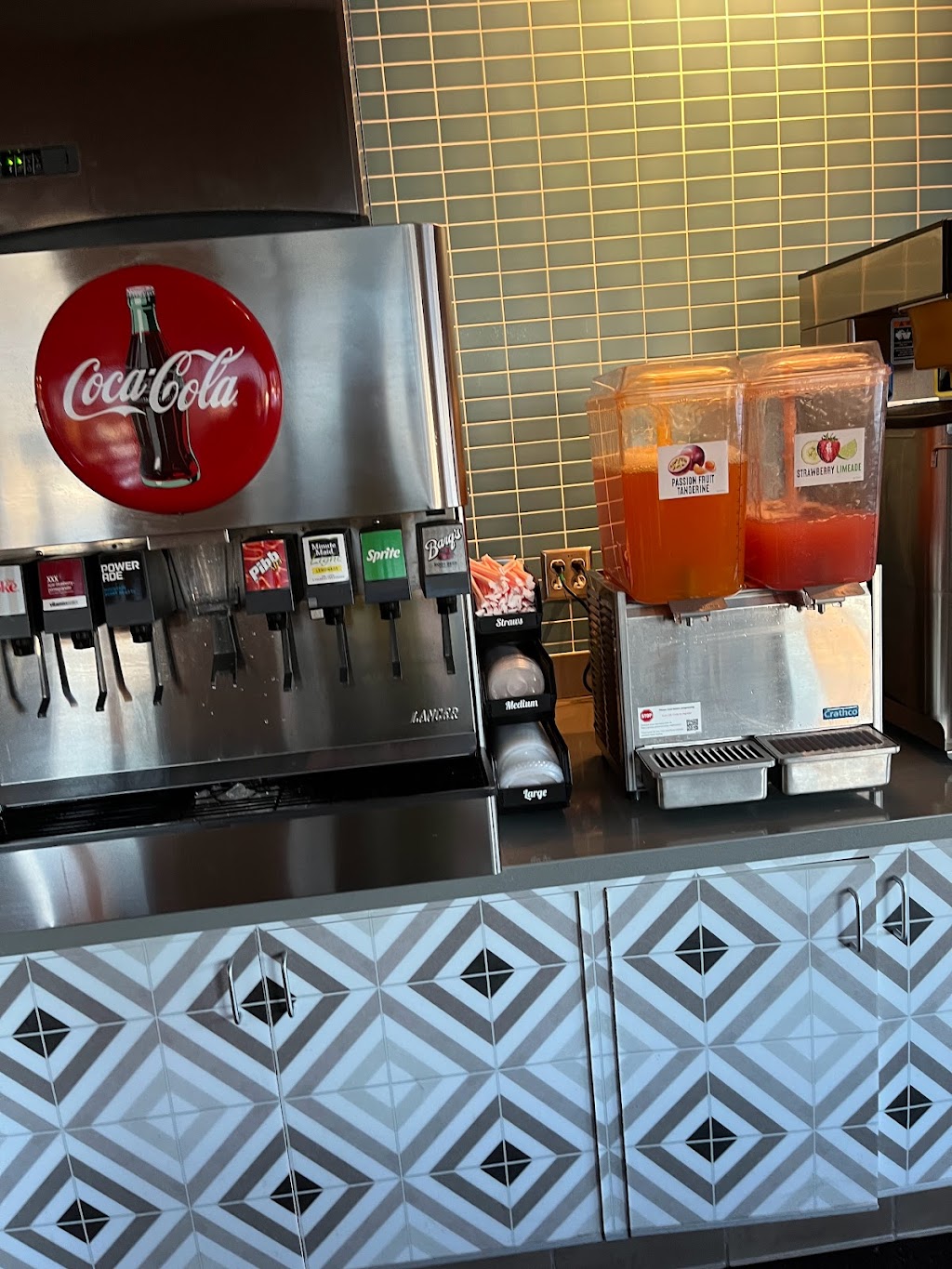 The Habit Burger Grill | restaurant | 9750 Sierra Ave., Fontana, CA 92335, USA | 8407881001 OR +1 840-788-1001