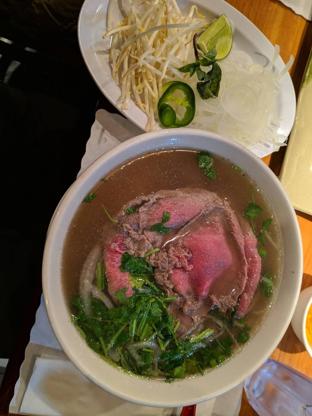 KTown Pho | restaurant | 974 S Western Ave, Los Angeles, CA 90006, USA | 3236434772 OR +1 323-643-4772