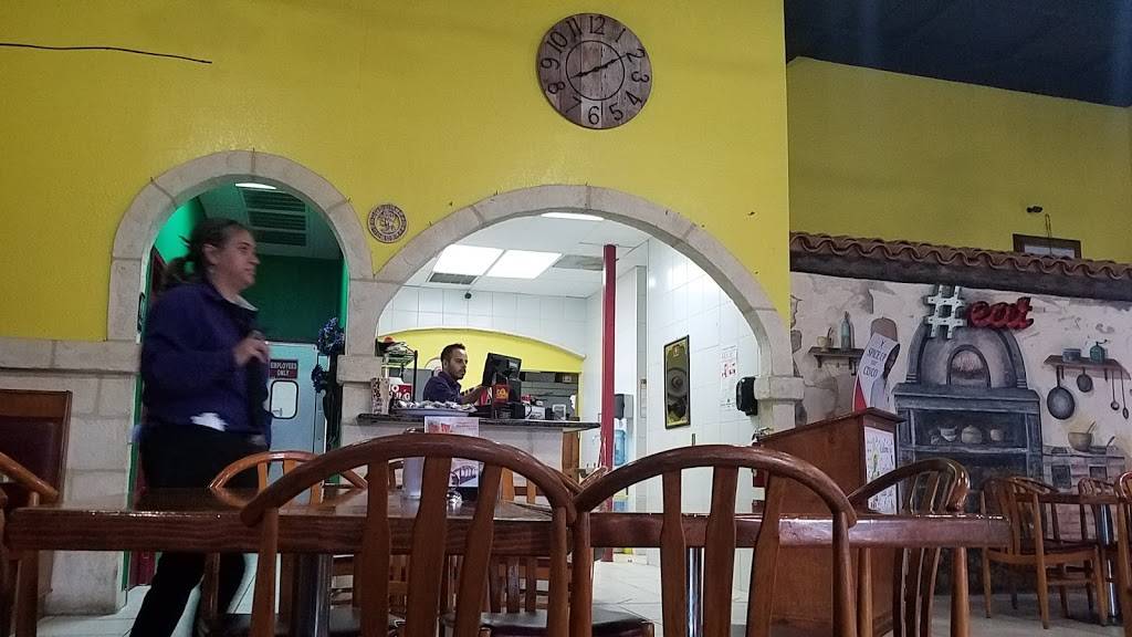 CENTINELA MEXICAN RESTAURANT & BAR | restaurant | 215 W Bandera Rd, Boerne, TX 78006, USA | 8302492023 OR +1 830-249-2023