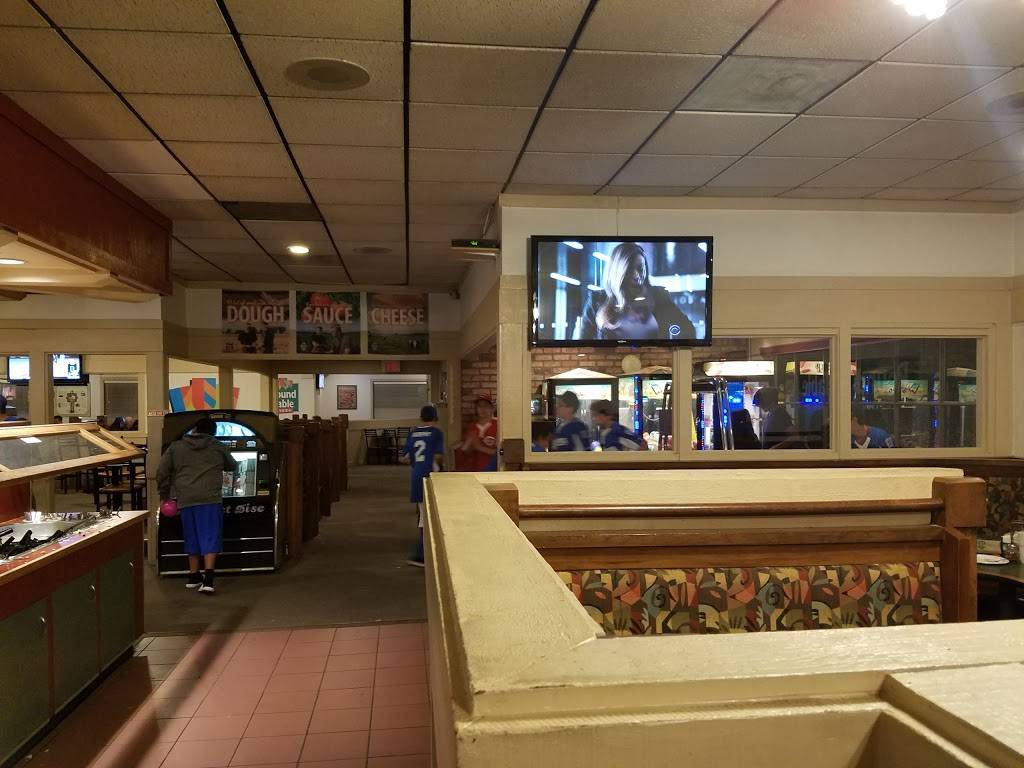 Round Table Pizza | meal delivery | 1161 E Washington Ave, Escondido, CA 92025, USA | 7604890191 OR +1 760-489-0191