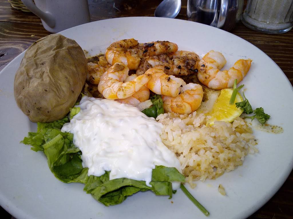 La Estancia | restaurant | Calle, Francisco Villa 316, Villa de Guadalupe, 22710 Rosarito, B.C., Mexico | 016616130695 OR +52 661 613 0695