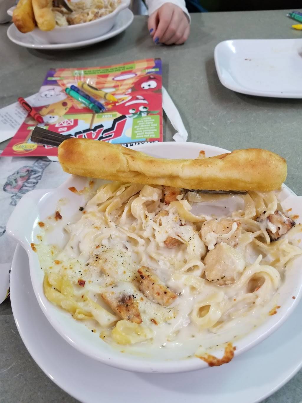 Fazolis | restaurant | 317 W McKinley Ave, Mishawaka, IN 46545, USA | 5742552551 OR +1 574-255-2551