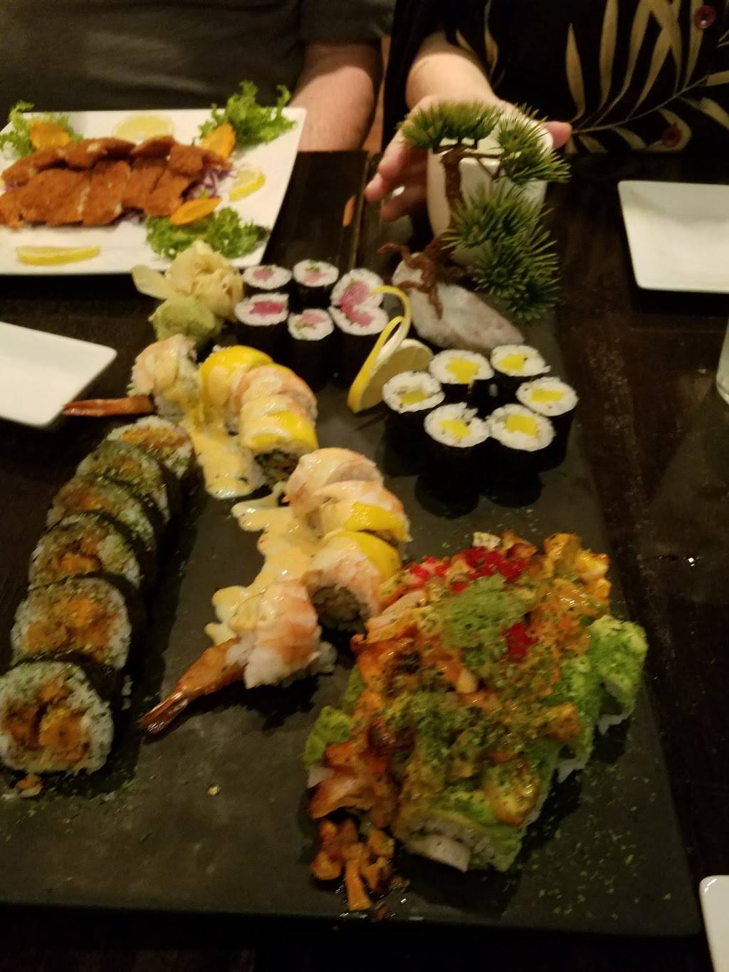 Yuki Sushi Japanese Cuisine | restaurant | 212 S Newtown Street Rd, Newtown Square, PA 19073, USA | 6103598418 OR +1 610-359-8418