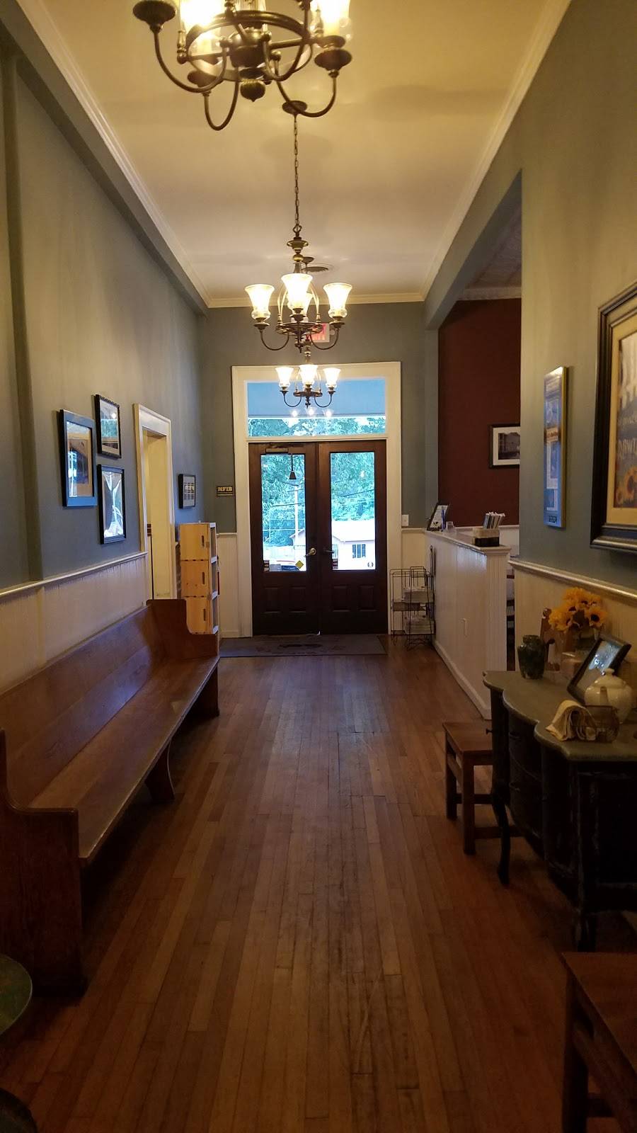 J.D.s On The Lake Bar-B-Que | restaurant | 4424 S Main St, Acworth, GA 30101, USA | 7709748434 OR +1 770-974-8434