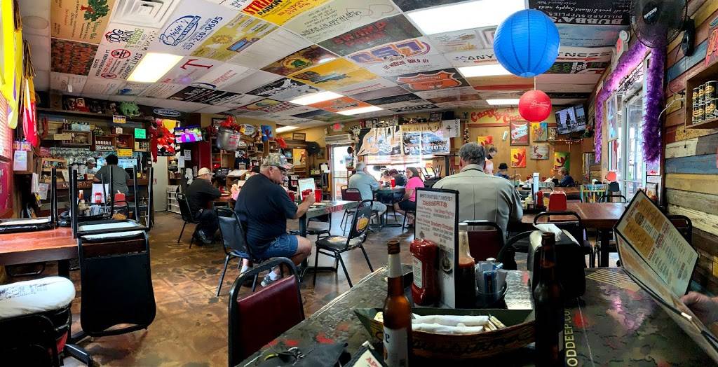 Crazy Bout Crawfish | restaurant | 1905 Rees St, Breaux Bridge, LA 70517, USA | 3373323071 OR +1 337-332-3071