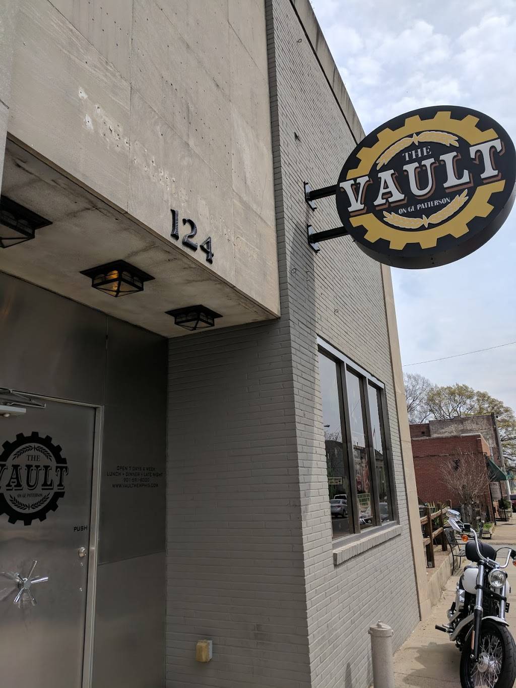 The Vault Memphis | restaurant | 124 GE Patterson Ave, Memphis, TN 38103, USA | 9015918000 OR +1 901-591-8000