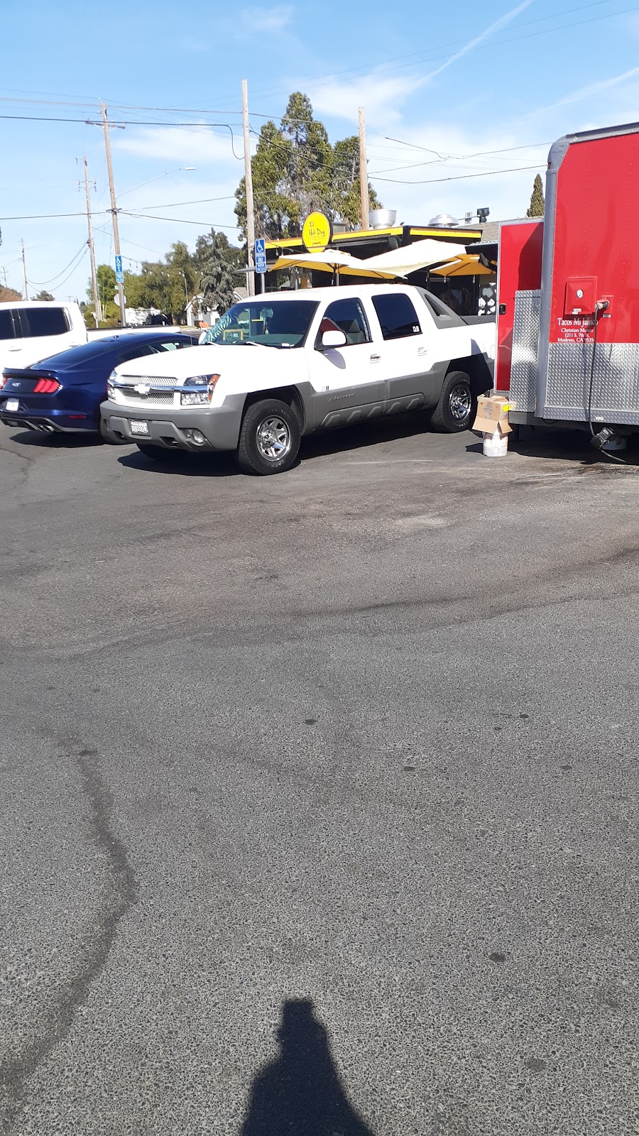 El hot dog street dogs | restaurant | 100 S Lee Ave, Oakdale, CA 95361, USA | 2095342843 OR +1 209-534-2843