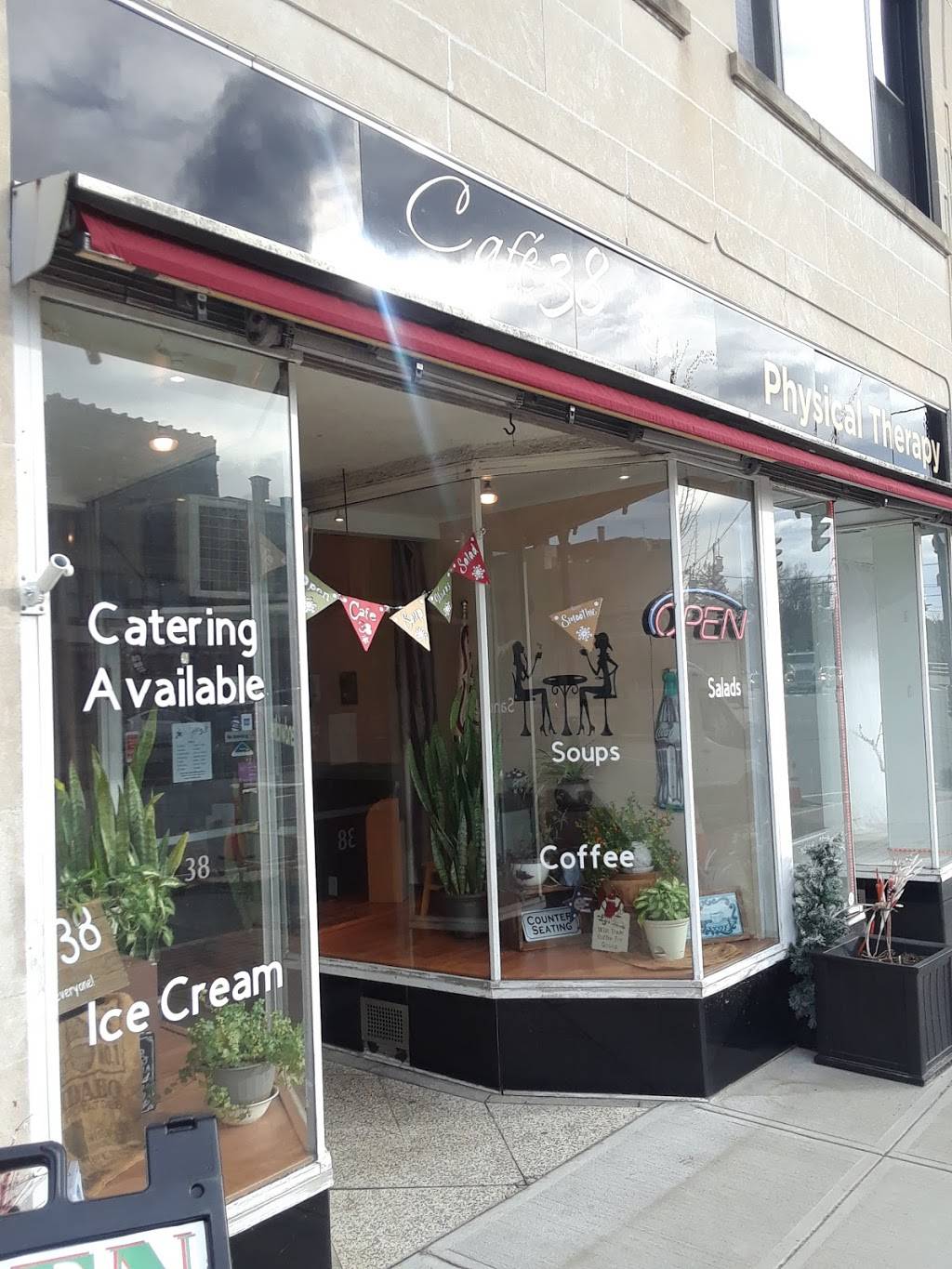 Cafe 38 | meal delivery | 38 Main St, Torrington, CT 06790, USA | 8606187215 OR +1 860-618-7215