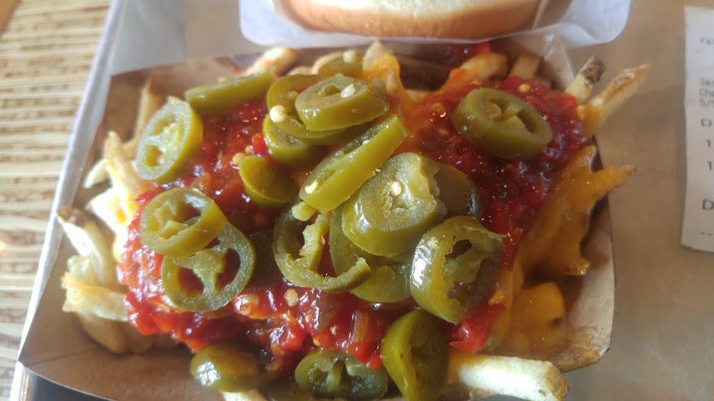 Elevation Burger | restaurant | FAIR OAKS MALL, 11750 Fair Oaks Mall, Fairfax, VA 22033, USA | 7033645154 OR +1 703-364-5154