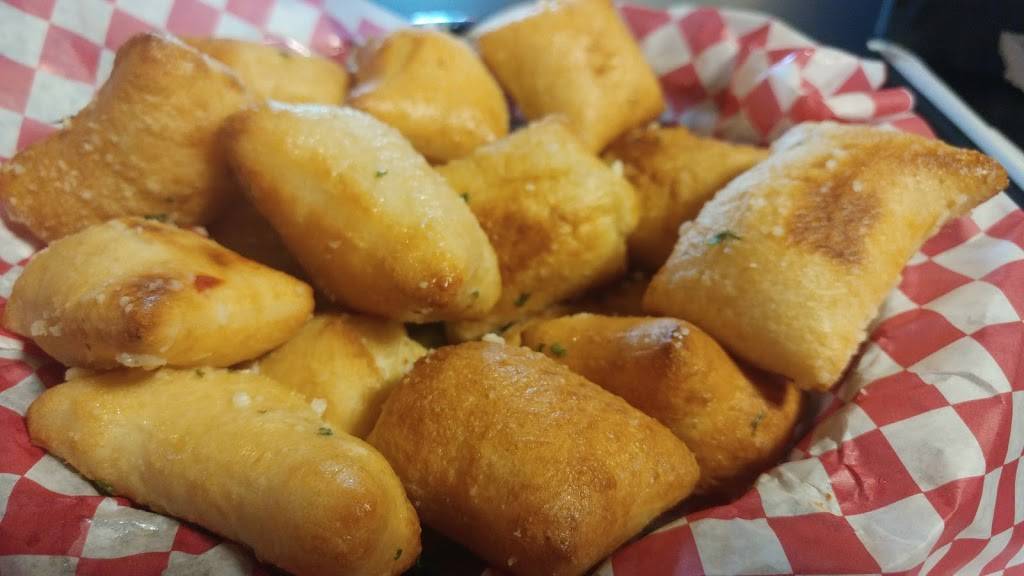 Pizza Hoss in Karns | restaurant | 7664 Oak Ridge Hwy, Knoxville, TN 37931, USA | 8658518504 OR +1 865-851-8504