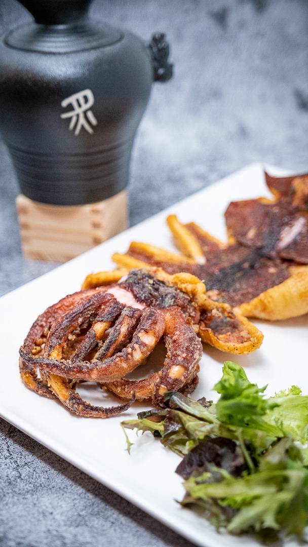 Zhi Izakaya 小酒馆 | restaurant | 210 N 9th St, Philadelphia, PA 19107, USA | 2156295888 OR +1 215-629-5888