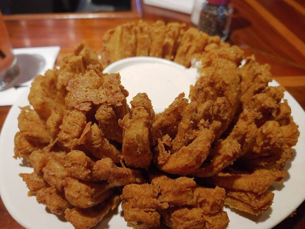 Outback Steakhouse | restaurant | 8240 Montgomery Rd, Cincinnati, OH 45236, USA | 5137935566 OR +1 513-793-5566