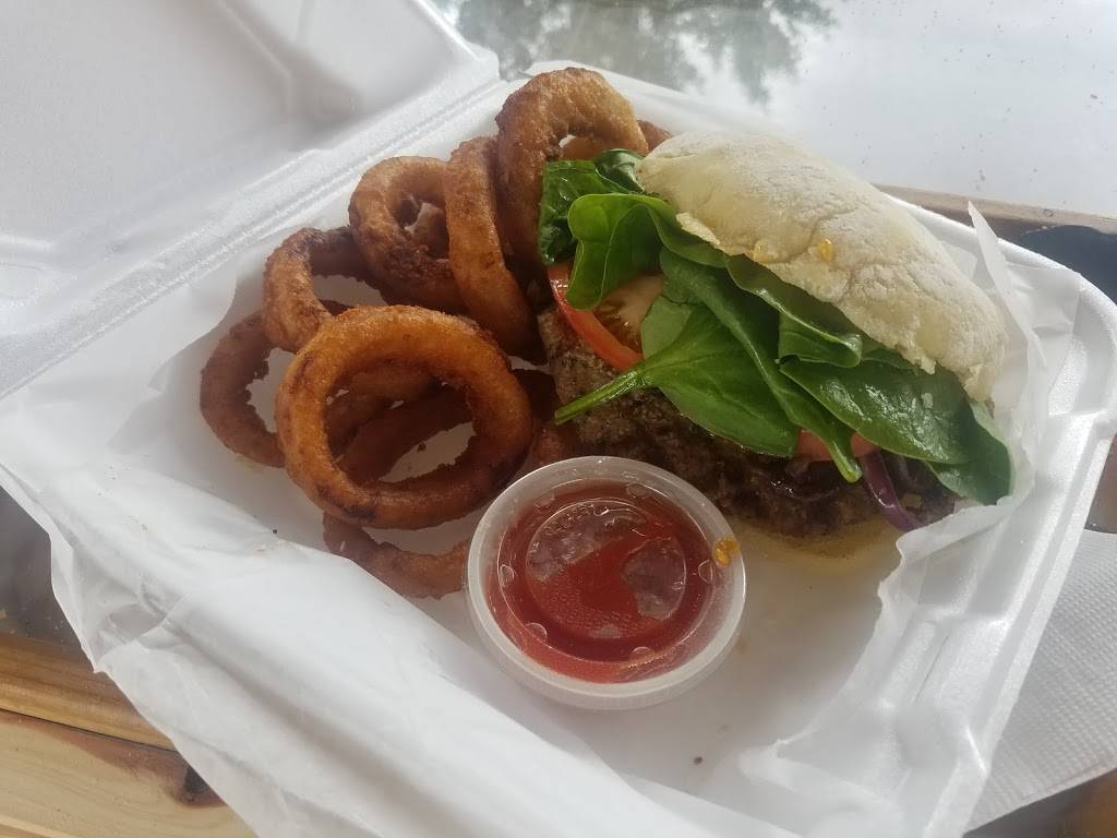 London Underground Pub Ltd | restaurant | 112 N Main St, Blacksburg, VA 24060, USA | 5405529044 OR +1 540-552-9044