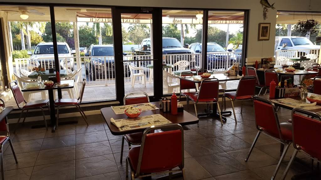 Dixie Grill | restaurant | 3840 SE Dixie Hwy, Stuart, FL 34997, USA | 7722236234 OR +1 772-223-6234