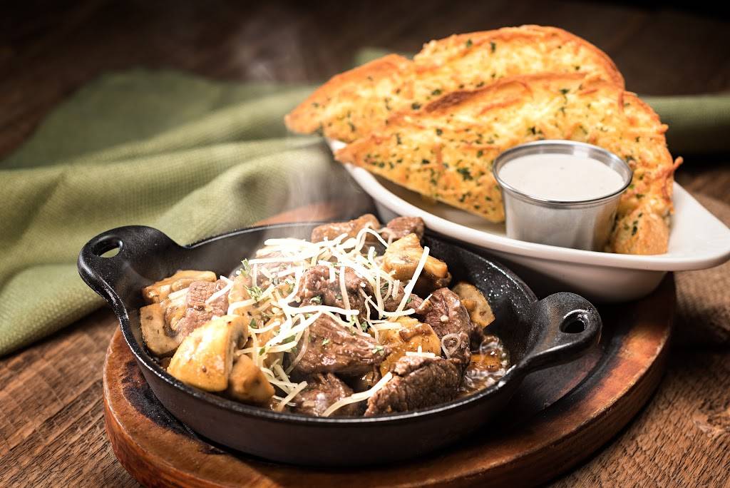 Cool Hand Lukes | Steakhouse | restaurant | 1470 N Cherry St, Tulare, CA 93274, USA | 5596860825 OR +1 559-686-0825