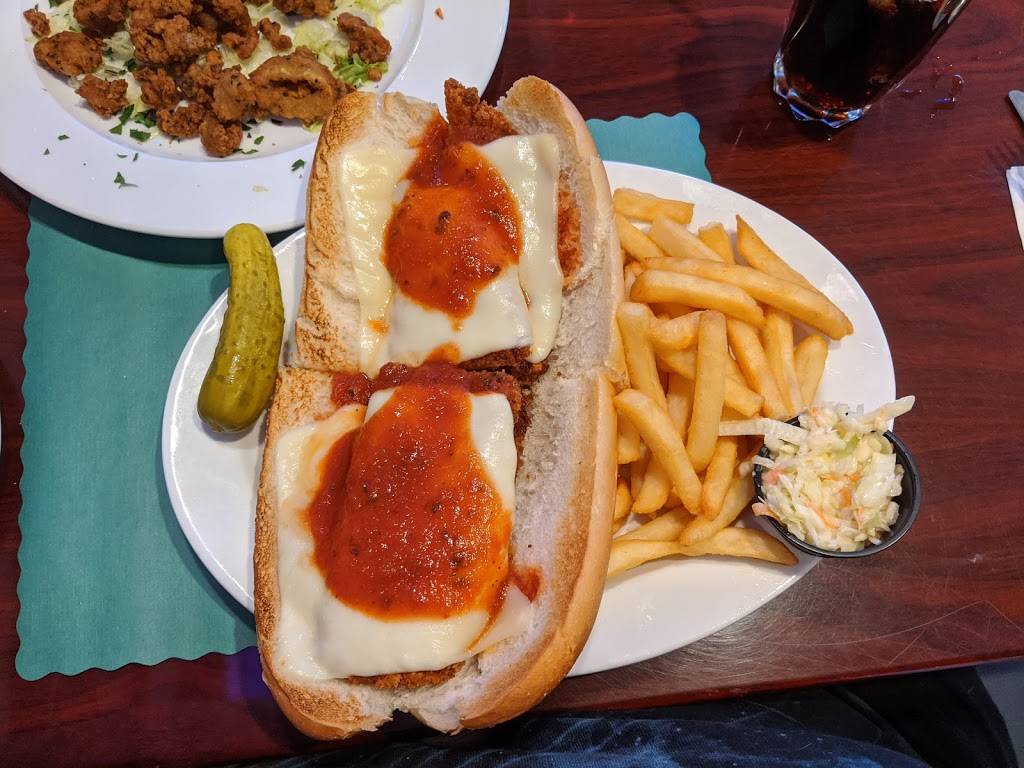 Country House Diner | restaurant | 41 York Rd, Warminster, PA 18974, USA | 2159073198 OR +1 215-907-3198