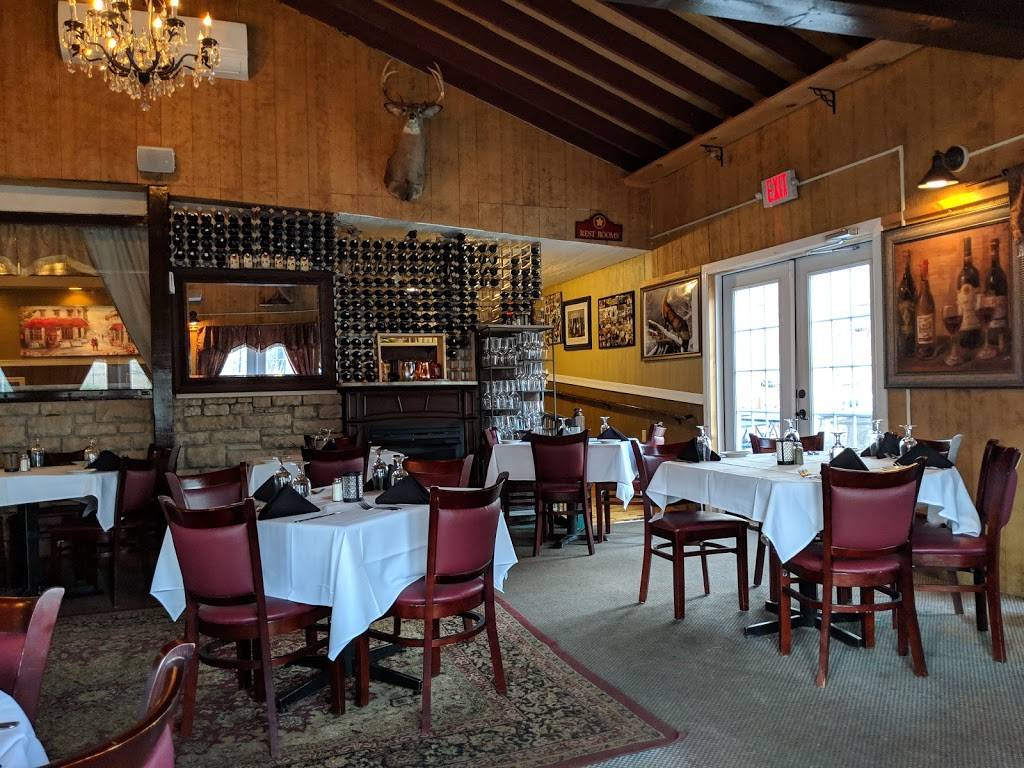 Red Fox Restaurant | restaurant | 218 Smith St, Middletown, CT 06457, USA | 8607404967 OR +1 860-740-4967