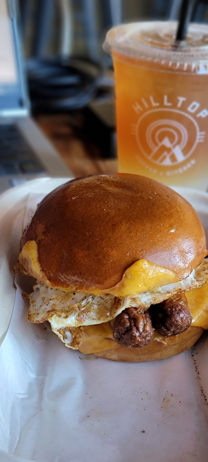 Hilltop Coffee + Kitchen - Slauson | cafe | 4427 W Slauson Ave, Los Angeles, CA 90043, USA | 3238159833 OR +1 323-815-9833