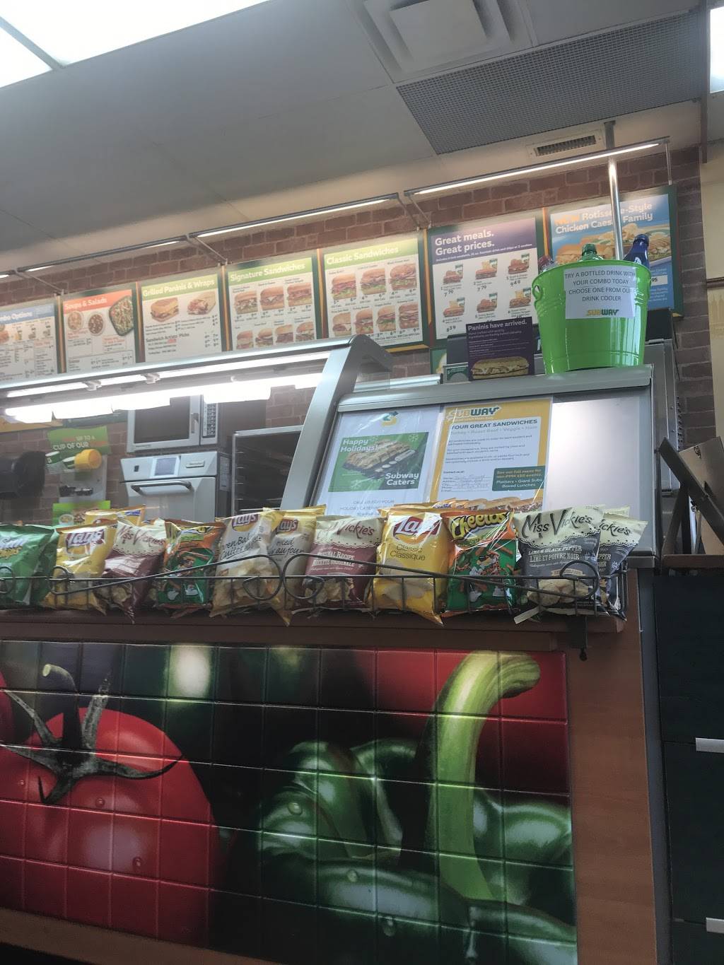 Subway | restaurant | 5848 Malden Rd, Windsor, ON N9H 0A4, Canada | 5199698457 OR +1 519-969-8457