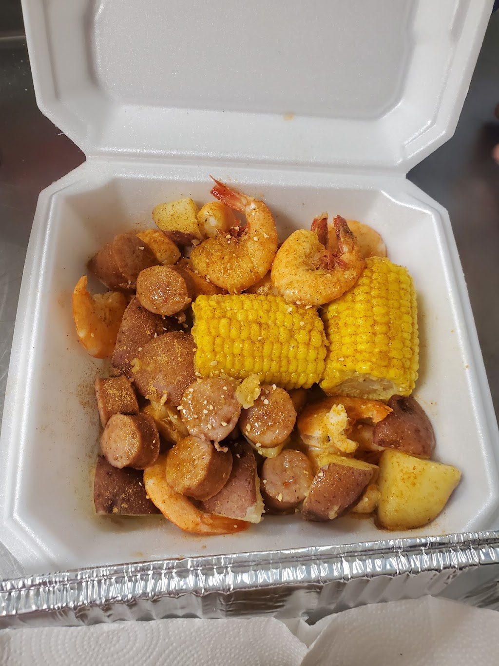 Legacy Seafood Market | restaurant | 179 Ashton Plaza St, Millbrook, AL 36054, USA | 3345176960 OR +1 334-517-6960