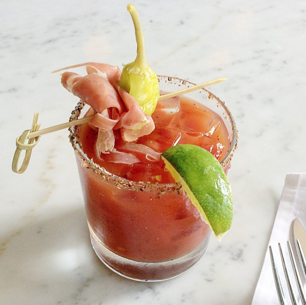 Annette Food Market | meal takeaway | 240 Annette St, Toronto, ON M6P 1R1, Canada | 4165194103 OR +1 416-519-4103