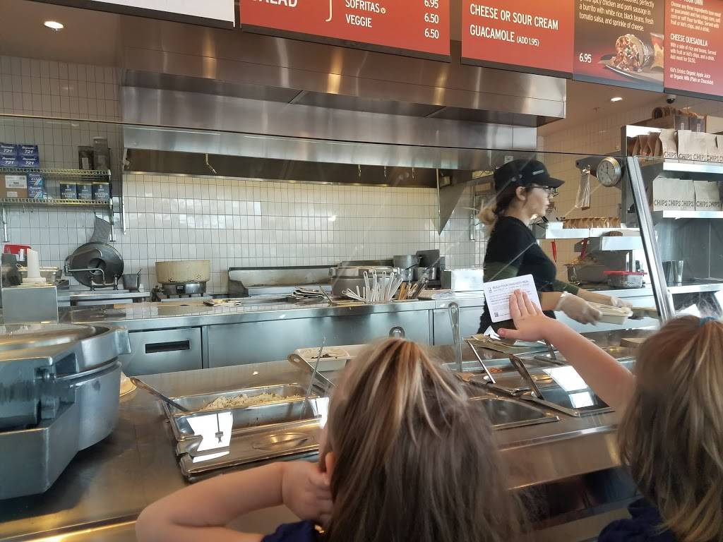 Chipotle Mexican Grill | restaurant | 6710 S Cornerstar Way ste a, Aurora, CO 80016, USA | 3035868301 OR +1 303-586-8301