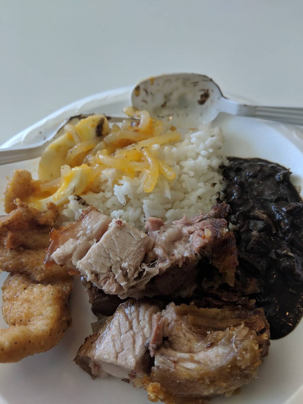 Rubys Fast Food | restaurant | 3740 W Montrose Ave, Chicago, IL 60618, USA | 7735392669 OR +1 773-539-2669