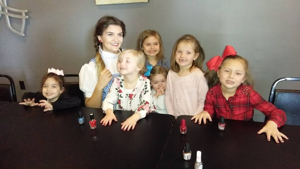 Giovannis | restaurant | 10689 US-23, Lucasville, OH 45648, USA | 7402593660 OR +1 740-259-3660