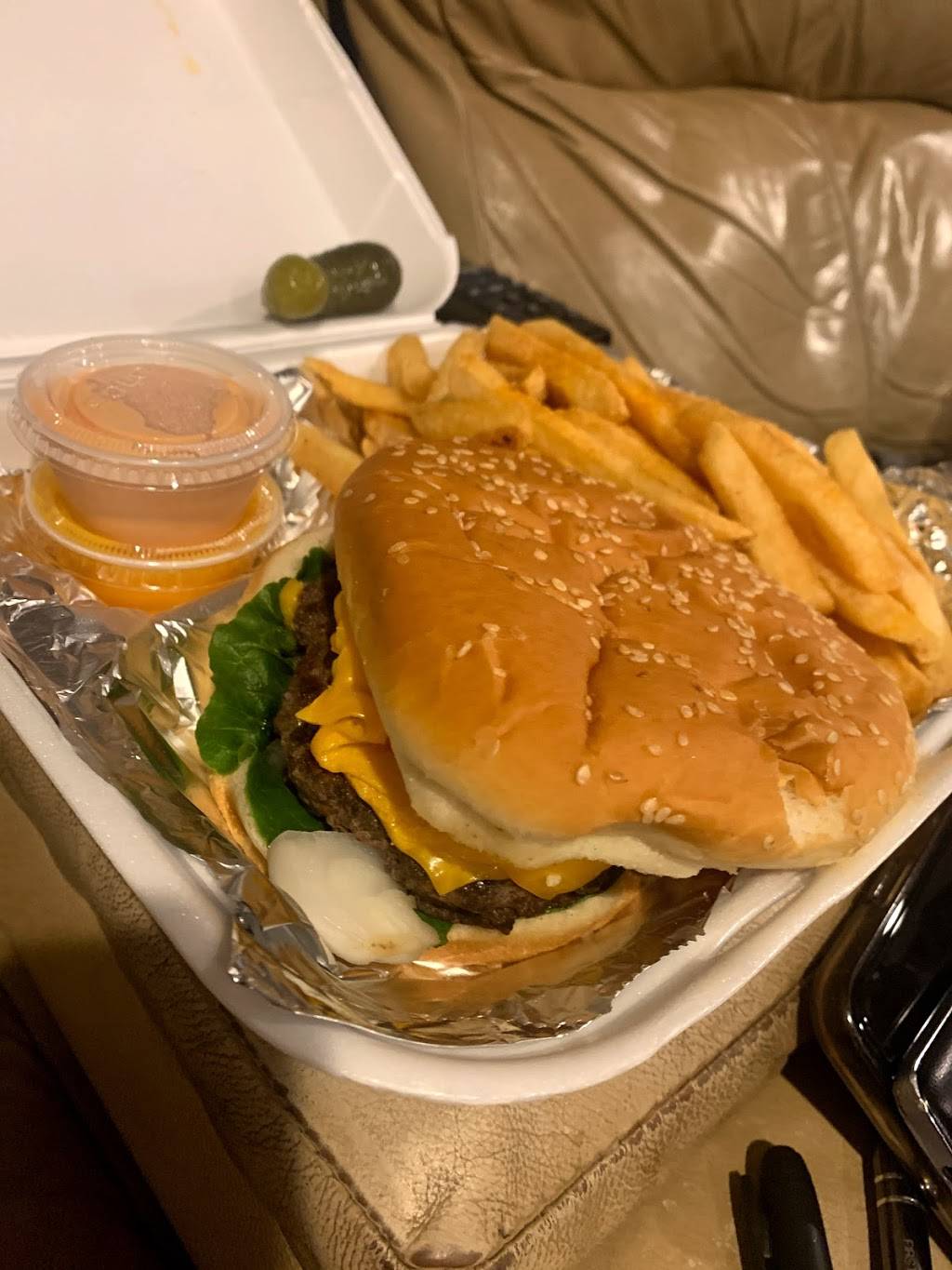 Master Philly Cheesesteak | restaurant | 600 SE 146th Ave, Portland, OR 97233, USA | 9714019136 OR +1 971-401-9136