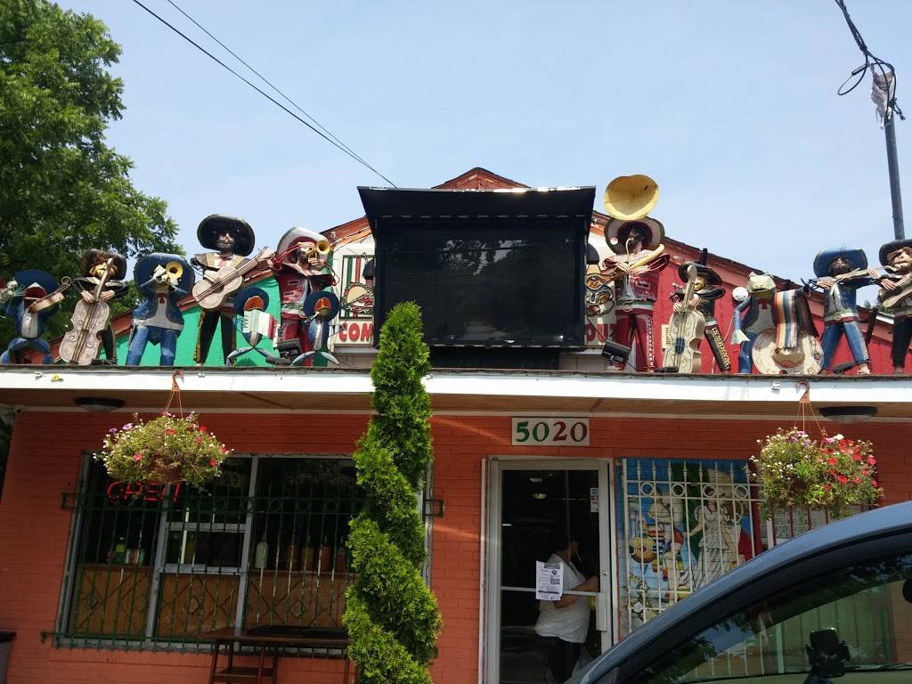 Taqueria La Placita | meal takeaway | 5020 Edmonston Rd, Hyattsville, MD 20781, USA | 3012774477 OR +1 301-277-4477