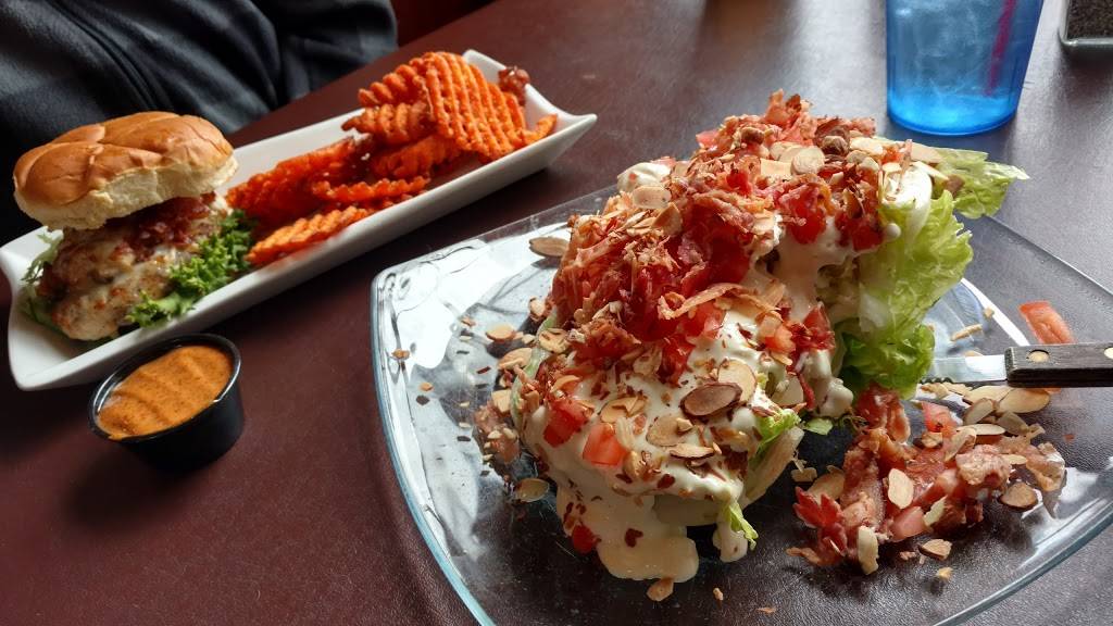 Timbuktoos | restaurant | 215 E State Road #120, Fremont, IN 46737, USA | 2604951658 OR +1 260-495-1658