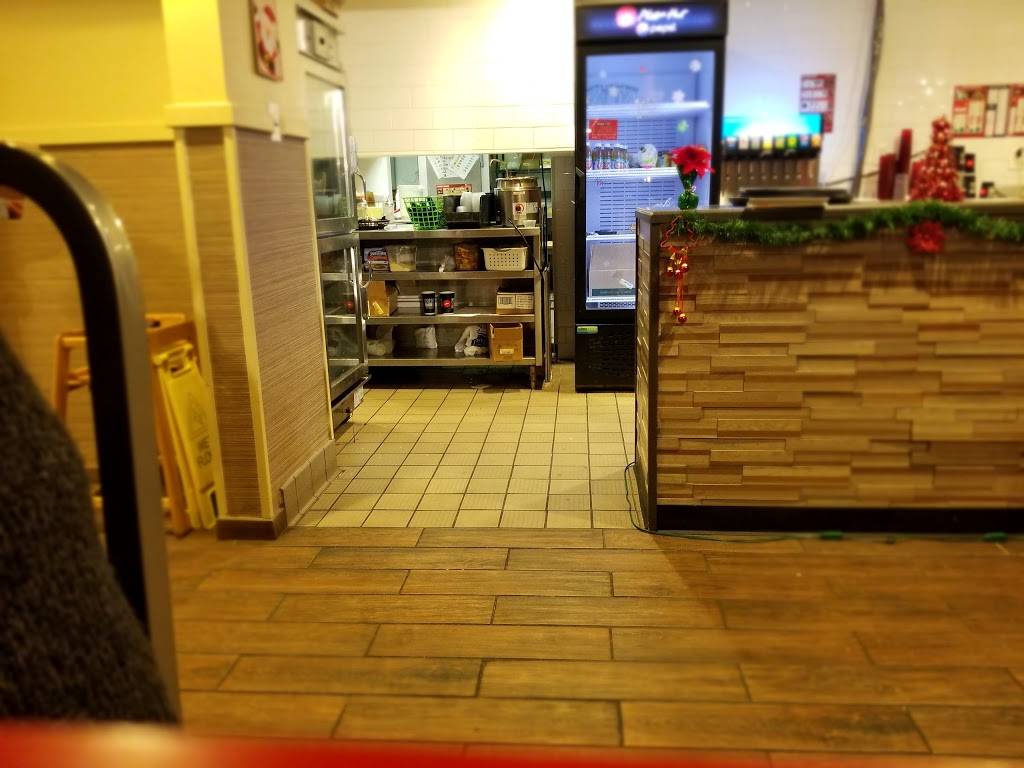 Pizza Hut | restaurant | 477 Franklin Mills Cir, Philadelphia, PA 19154, USA | 2156374800 OR +1 215-637-4800