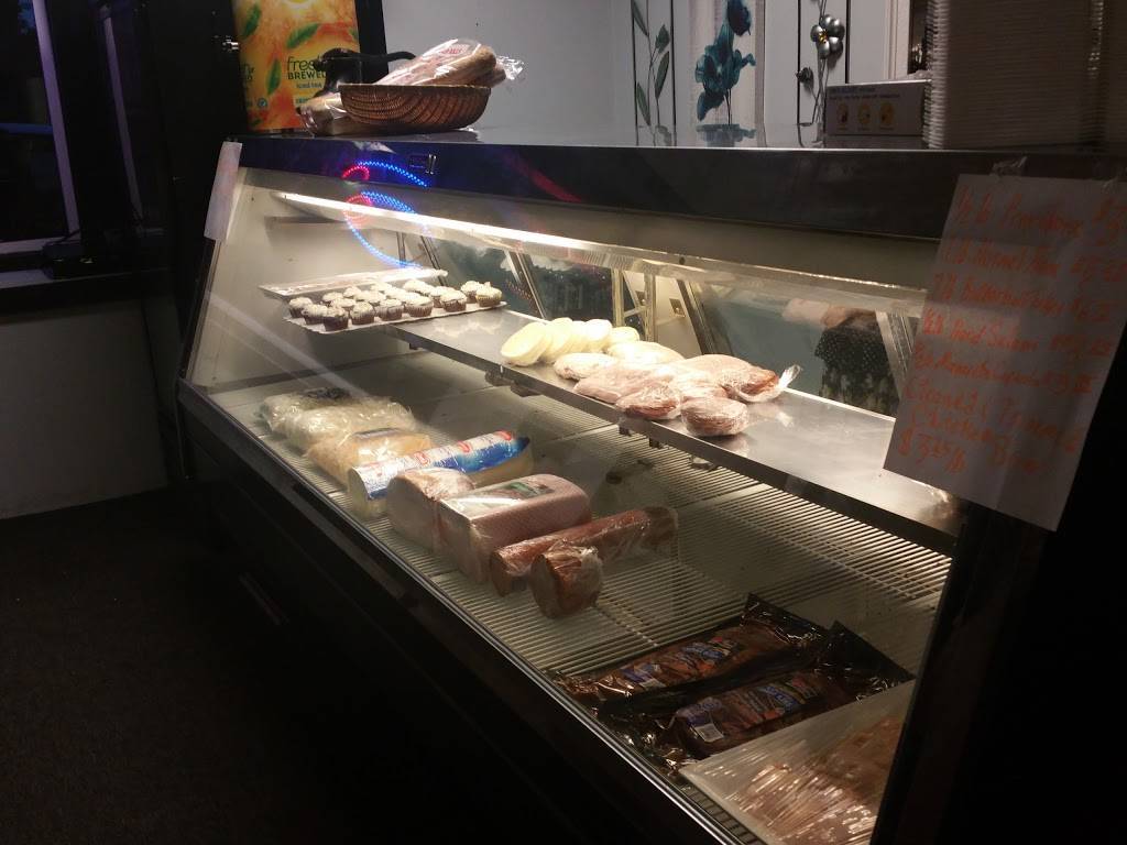 Little Guys Pizza | restaurant | 278 Central Ave, Silver Creek, NY 14136, USA | 7169513073 OR +1 716-951-3073