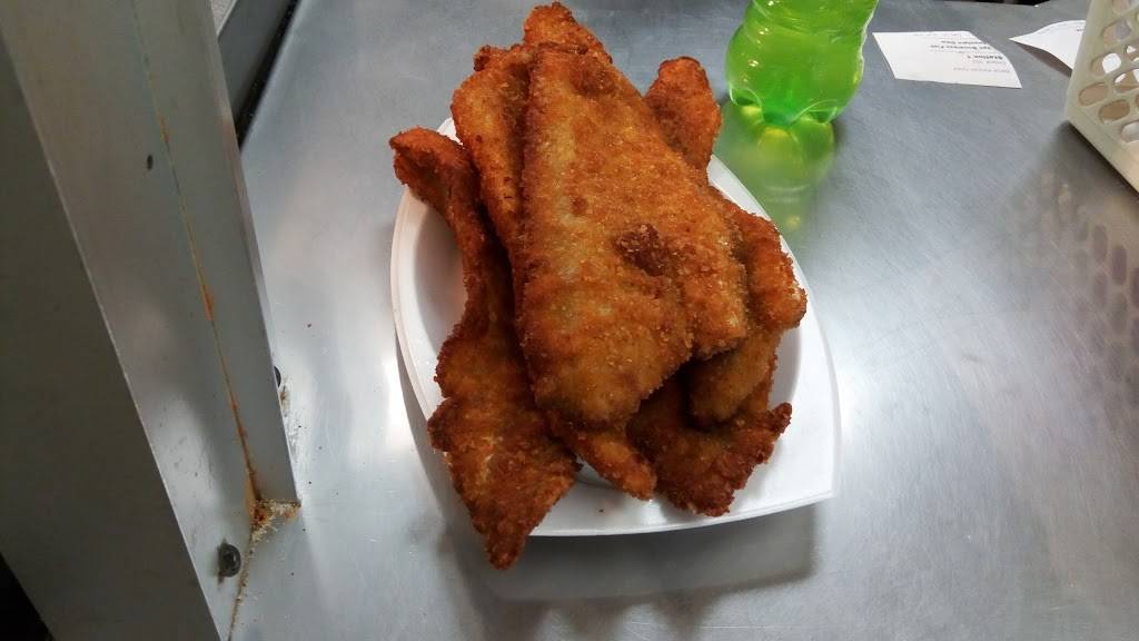 Erdman Seafood & Chicken | restaurant | 3913 Erdman Ave, Baltimore, MD 21213, USA | 4106751906 OR +1 410-675-1906